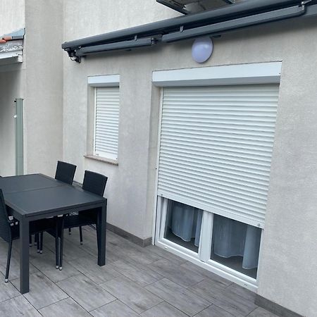 Apartmani Gavran Pirovac Εξωτερικό φωτογραφία