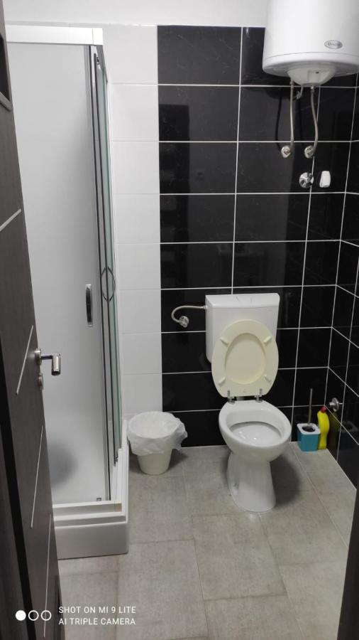 Apartmani Gavran Pirovac Εξωτερικό φωτογραφία